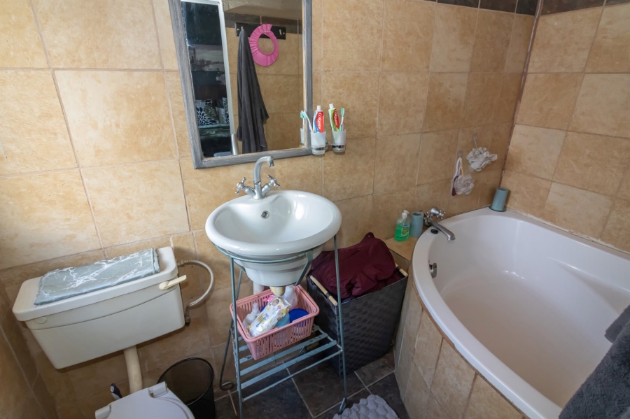 3 Bedroom Property for Sale in Wilgenhof Free State